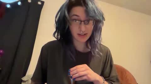 boywithbug online show from March 12, 1:38 pm