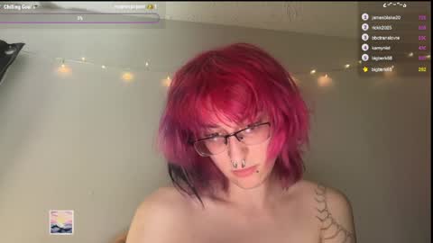 boywithbug online show from April 7, 4:35 am