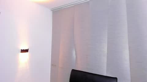 brattyguys_ online show from June 5, 6:52 am
