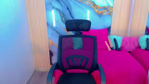 britney_ortega online show from February 17, 8:38 pm