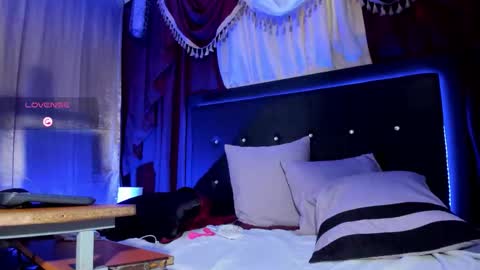   online show from January 6, 3:54 am