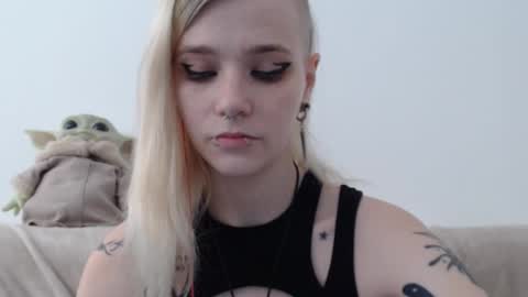brookewylde_20 online show from March 21, 12:21 pm