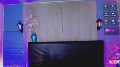  ChannelR  online show from April 22, 11:06 am