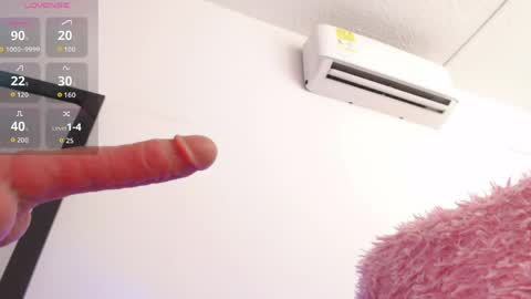 Becky Anders  online show from April 20, 5:03 pm