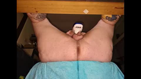 Bubbl3sbutt online show from May 1, 2:49 am