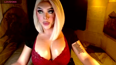 Lucienne online show from April 16, 10:56 pm