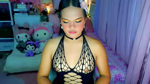 Mia online show from March 9, 4:05 am