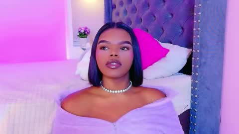 camiestrada online show from November 27, 11:06 pm