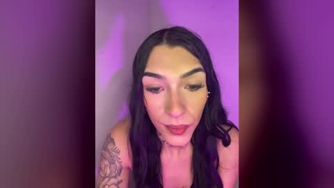  s online show from March 28, 9:33 am