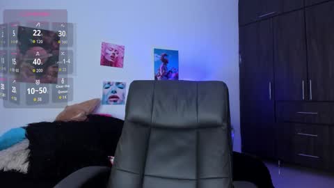 Cami vazques online show from March 24, 3:11 am