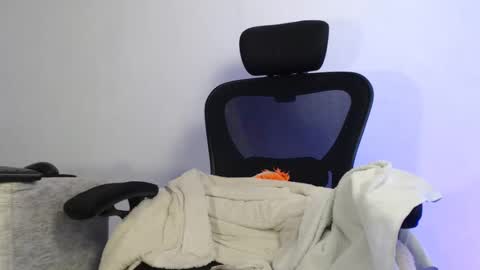 Snapshot of candy_cumy1 chatting on September 13, 1:00 am Dayan Camila online show from September 13, 1:00 am