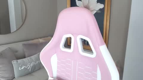 sara ivonne online show from February 9, 7:42 pm