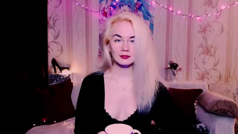 Carin online show from April 24, 4:59 am