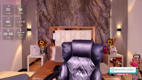 caroline_foster1 online show from April 24, 12:30 pm