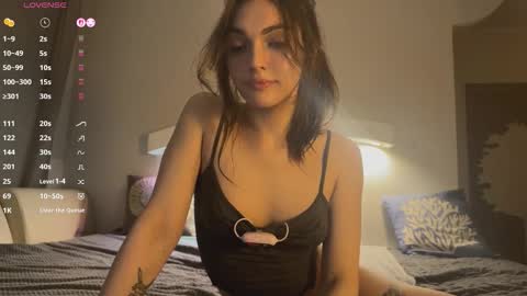 Carry online show from October 30, 11:47 pm