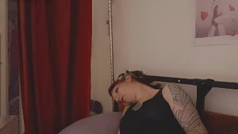 Cassiemichelle online show from April 24, 12:52 pm