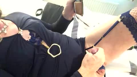 Claire online show from March 25, 9:14 am