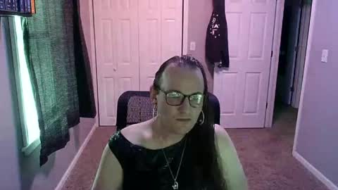 cdheatherxxx online show from June 15, 12:23 am