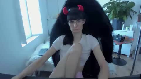 CeriseLapine online show from September 28, 10:36 am