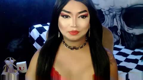 QUEEN CESS online show from January 13, 4:15 pm