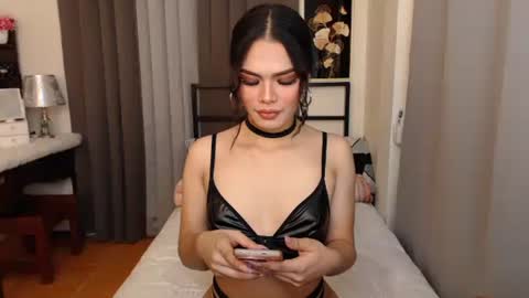 maika online show from September 11, 8:11 am