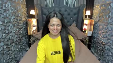 Snapshot of classytssarafin chatting on January 2, 4:52 am Samira Sarafin online show from January 2, 4:52 am