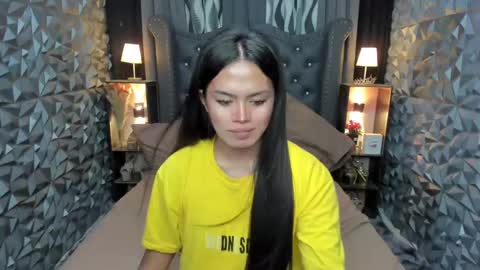 Snapshot of classytssarafin chatting on January 16, 9:05 am Samira Sarafin online show from January 16, 9:05 am