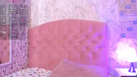 Snapshot of cleo_nilee chatting on October 23, 2:15 am cleo online show from October 23, 2:15 am