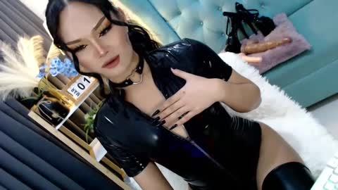 Cleo online show from March 1, 9:59 pm