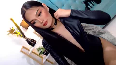 Cleo online show from October 10, 10:22 pm