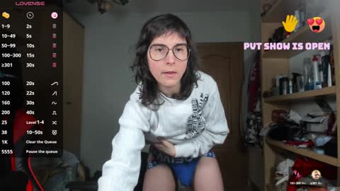 Snapshot of codyshome chatting on December 17, 8:54 pm Cody Bryan Maverick online show from December 17, 8:54 pm