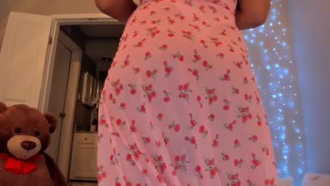    ........ Instagram  Lorysexys online show from January 3, 4:11 am