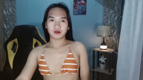 Ashly online show from December 4, 10:58 pm