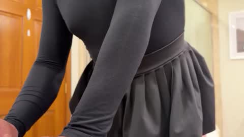 cutebb17 online show from April 9, 5:52 pm