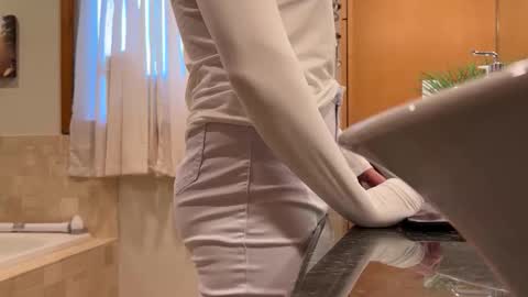 cutebb17 online show from April 24, 5:05 pm