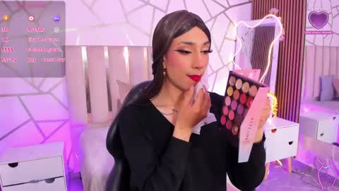 Cyrus online show from April 23, 12:29 pm