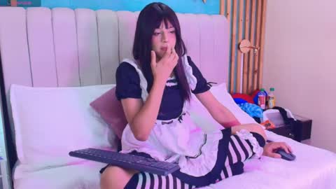 D A N online show from April 15, 7:58 pm