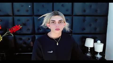 daniela_pink_ online show from February 17, 11:56 pm