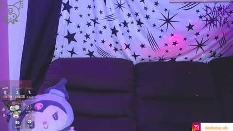dark_nina__ online show from April 22, 3:35 am