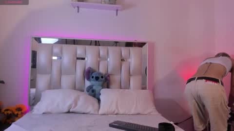 darlyn_tenderhot__ online show from March 18, 5:51 am