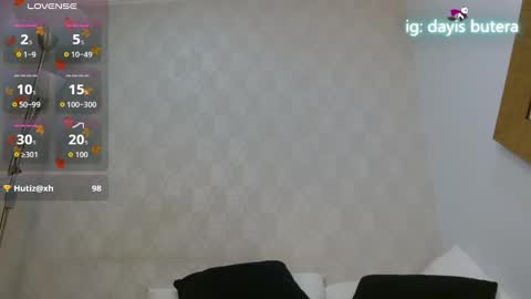 Snapshot of dayis_butera chatting on October 23, 11:47 am Dayanna online show from October 23, 11:47 am