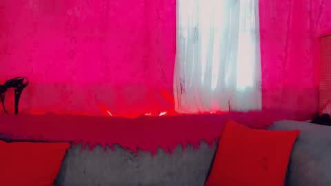 deboragill online show from April 22, 10:28 pm