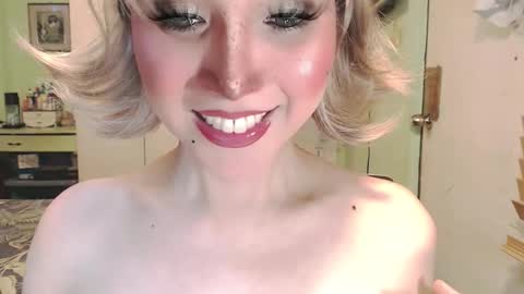 Mercedes online show from April 19, 1:28 am