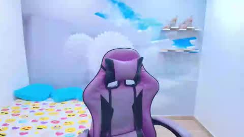 DEMI online show from February 10, 12:01 pm