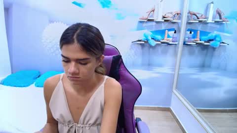 DEMI online show from April 22, 12:23 pm