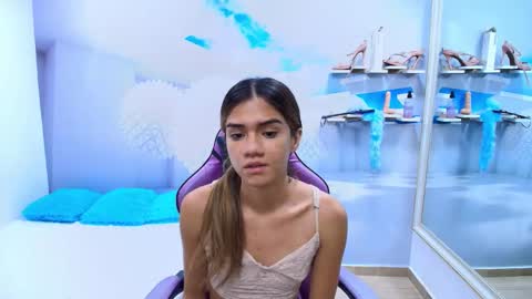 DEMI online show from April 23, 1:02 pm