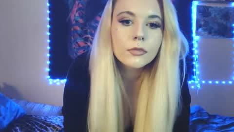 devyn winter online show from December 13, 11:54 pm