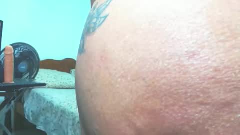 dirty_culona online show from April 16, 9:50 pm