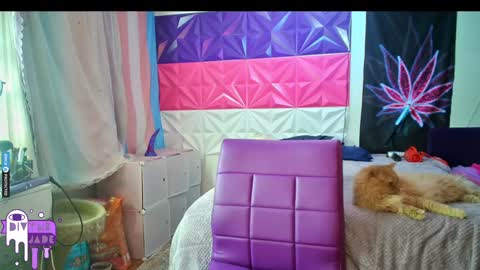 Jade Divyne online show from December 28, 7:00 am