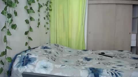 dominic_sofia online show from April 23, 11:29 am